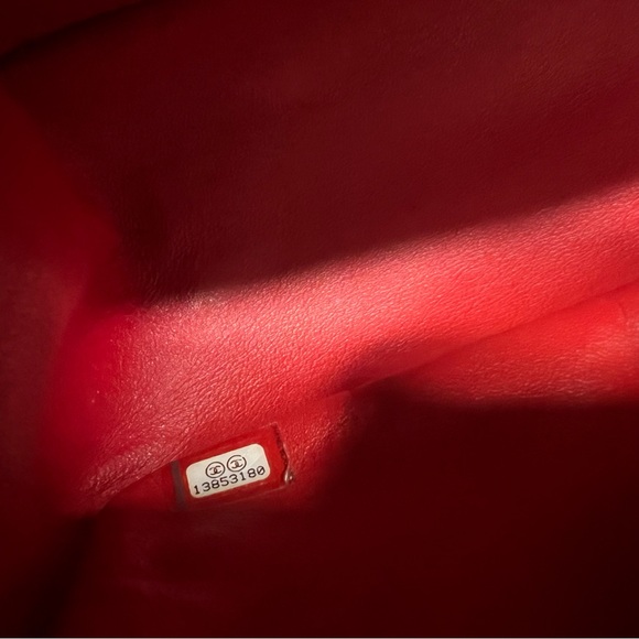 Chanel Reissue 226 Double Flap Bag (2009-2010) - Picture 6 of 8